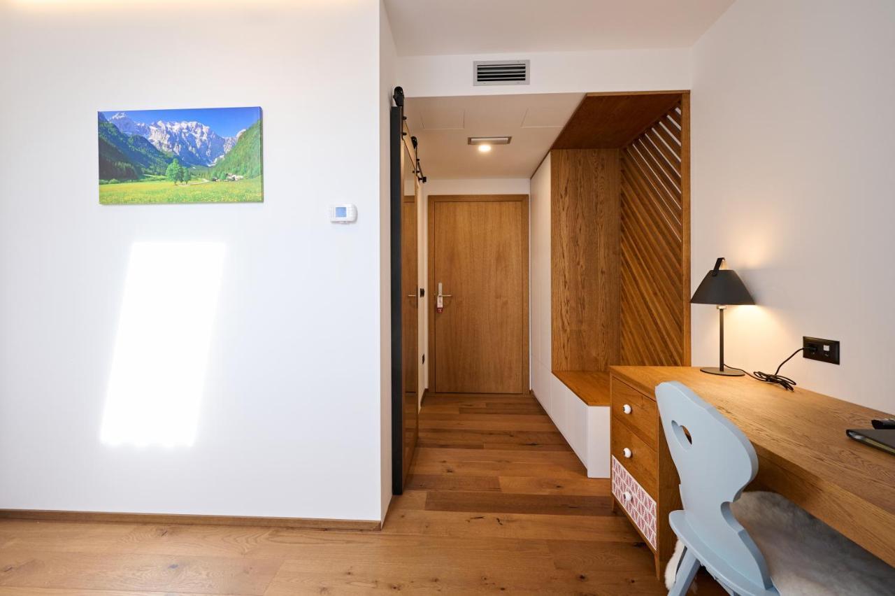 Hisa Ancka, Sencur - 3 Min To The Airport Hotel Exterior photo